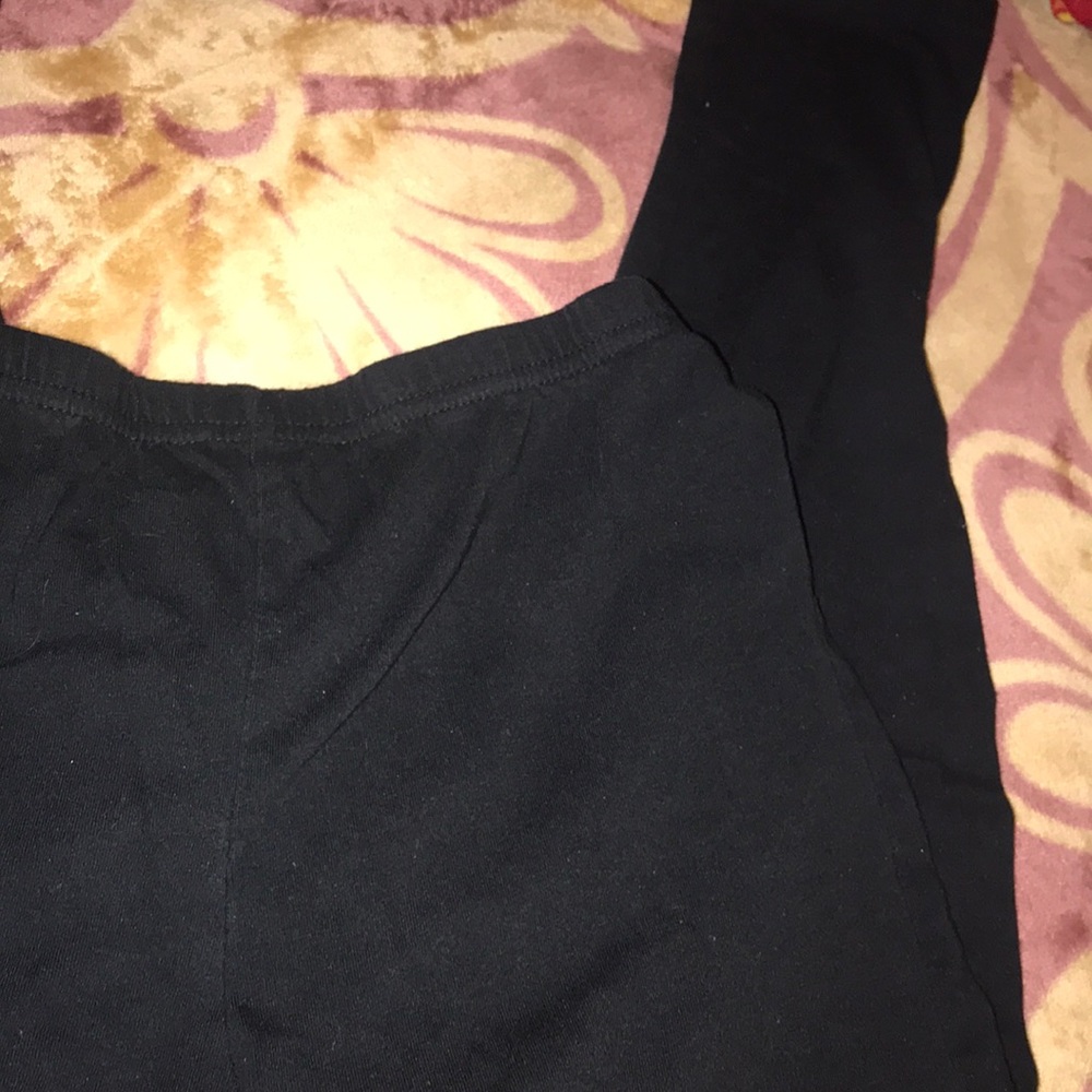 Black leggings